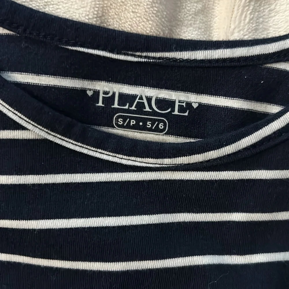 The Children’s Place long sleeve tee